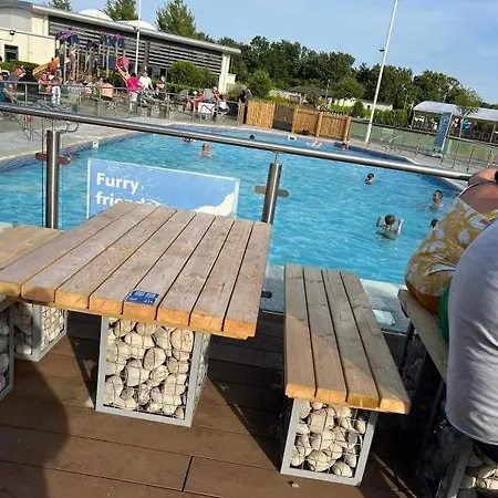 Hébergement de vacances Lakeland Deluxe Caravan Hire *